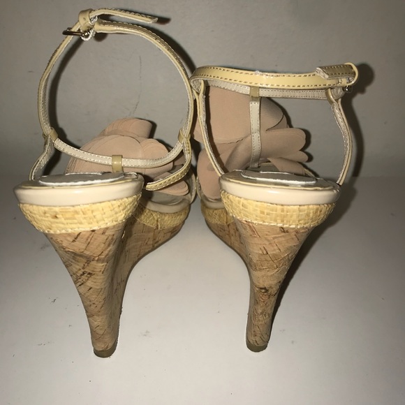 Badgley Mischka American Glamour cork wedge heels - Picture 5 of 6